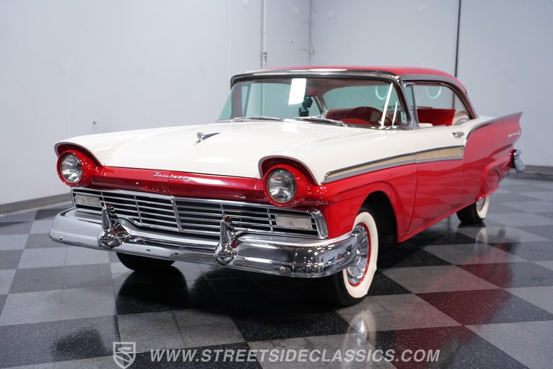 1957 Ford Fairlane 16