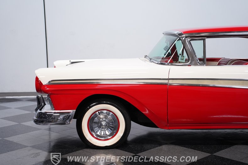 1957 Ford Fairlane 19