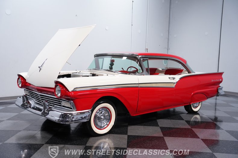 1957 Ford Fairlane 25