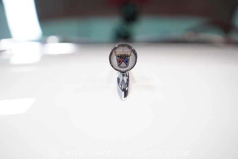 1957 Ford Fairlane 61