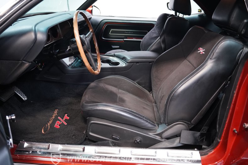 For Sale 1970 Dodge Challenger Stock# 9437-ATL Fullscreen Grid Image 29