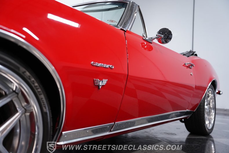 1967 Chevrolet Camaro 18