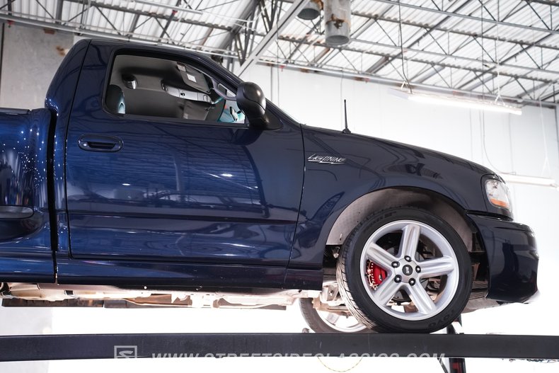 2002 Ford F-150 51