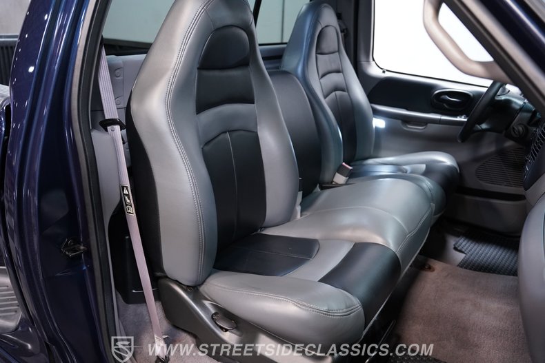 2002 Ford F-150 35
