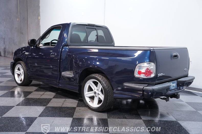 2002 Ford F-150 8