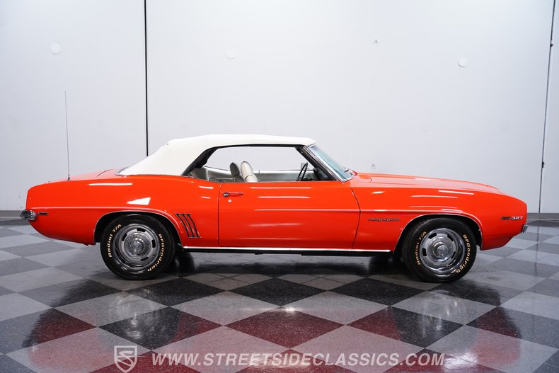 1969 Chevrolet Camaro 12
