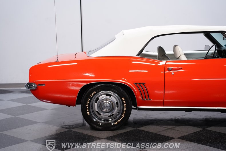 1969 Chevrolet Camaro 23