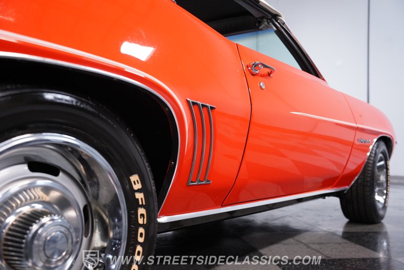 1969 Chevrolet Camaro 22