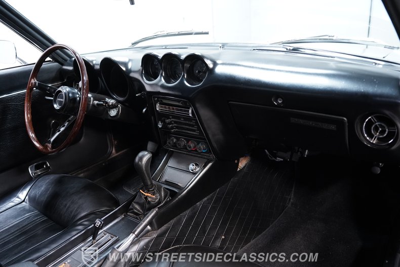 1971 Datsun 240Z 37