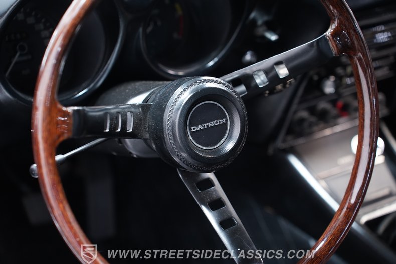 1971 Datsun 240Z 30