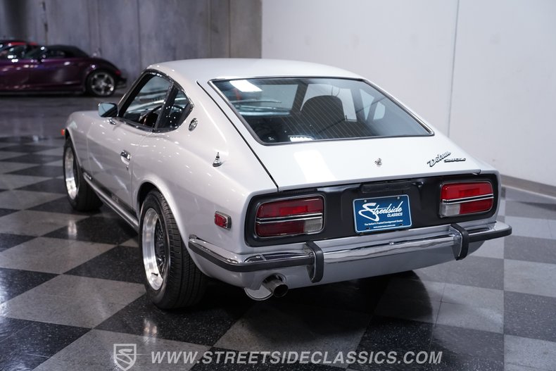 1971 Datsun 240Z 8