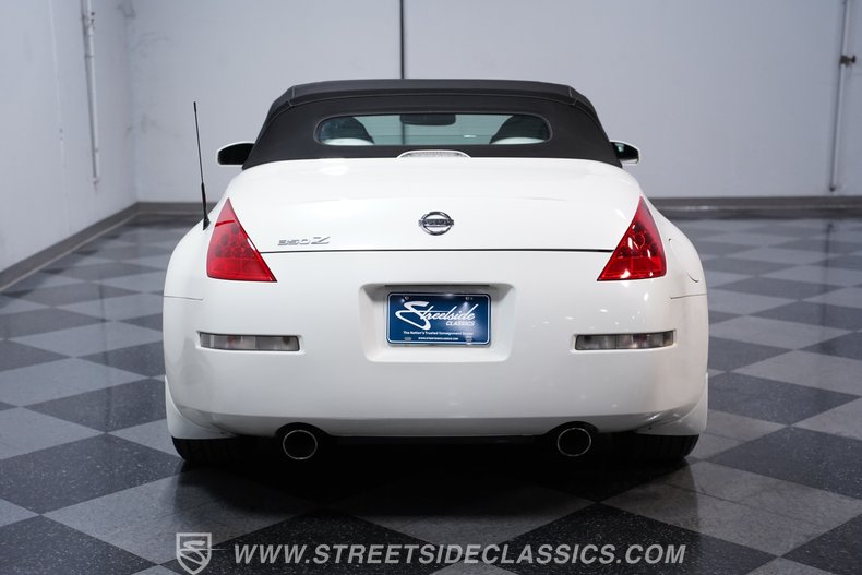 2007 Nissan 350Z 9