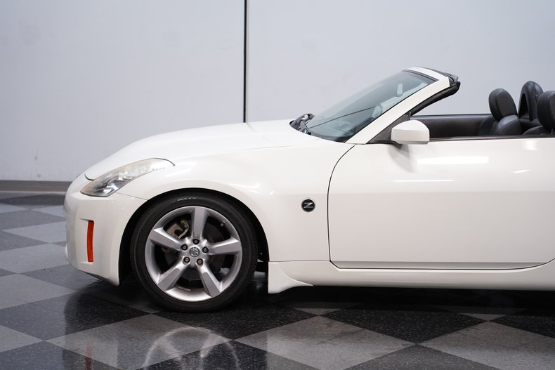 2007 Nissan 350Z 19