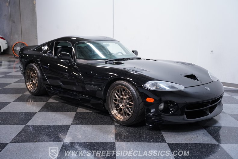 2000 Dodge Viper 13