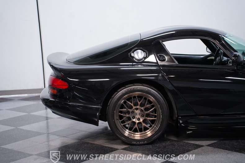 2000 Dodge Viper 23