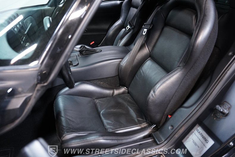 2000 Dodge Viper 34