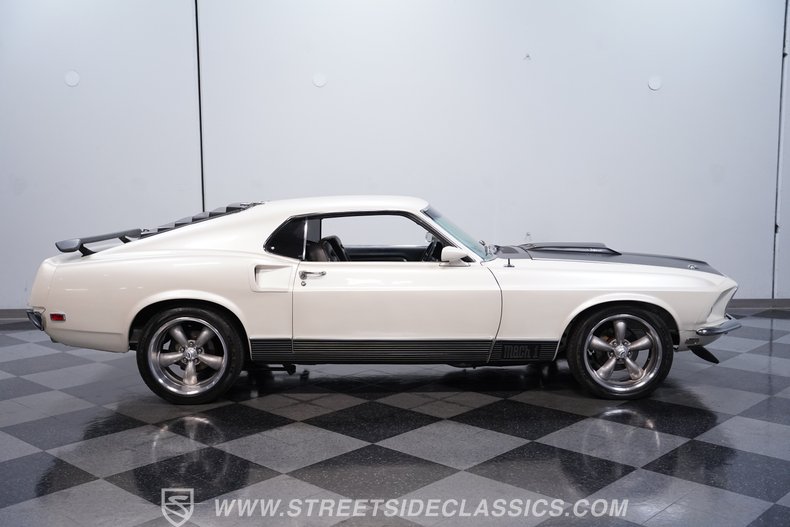 1969 Ford Mustang 13