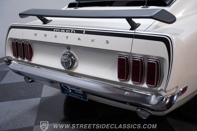1969 Ford Mustang 21
