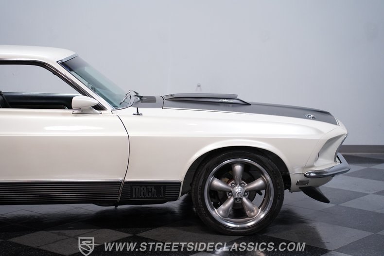 1969 Ford Mustang 24