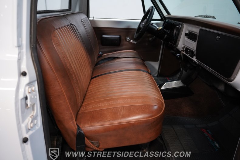 1967 Chevrolet C10 35