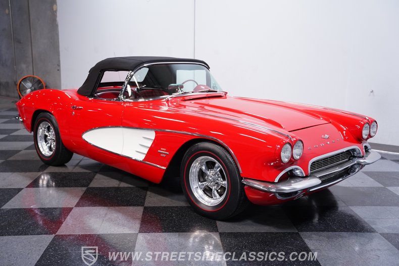 1961 Chevrolet Corvette 14