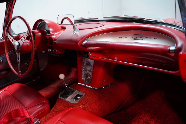 1961 Chevrolet Corvette 37