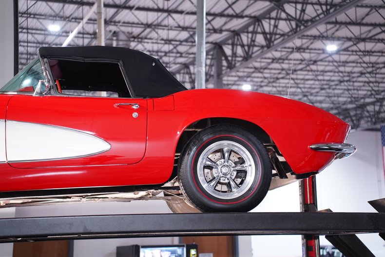 1961 Chevrolet Corvette 49