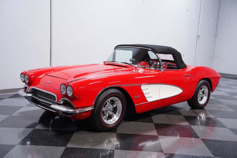 1961 Chevrolet Corvette 6
