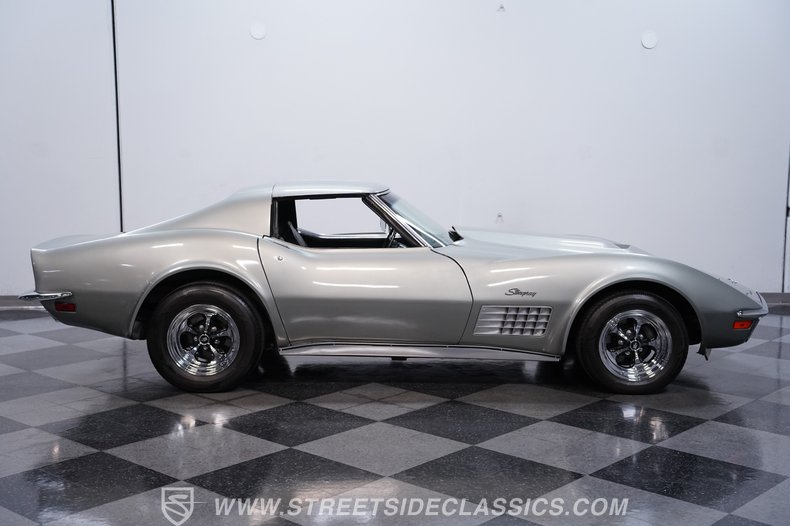 1972 Chevrolet Corvette 13