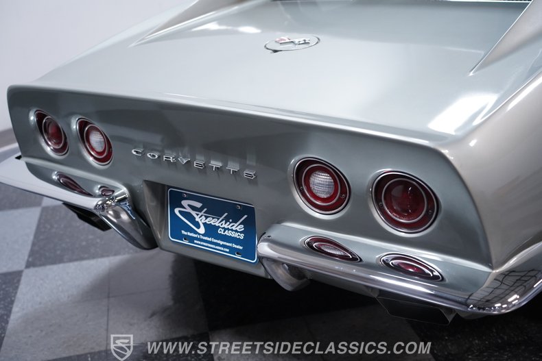 1972 Chevrolet Corvette 22