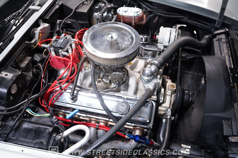 1972 Chevrolet Corvette 28