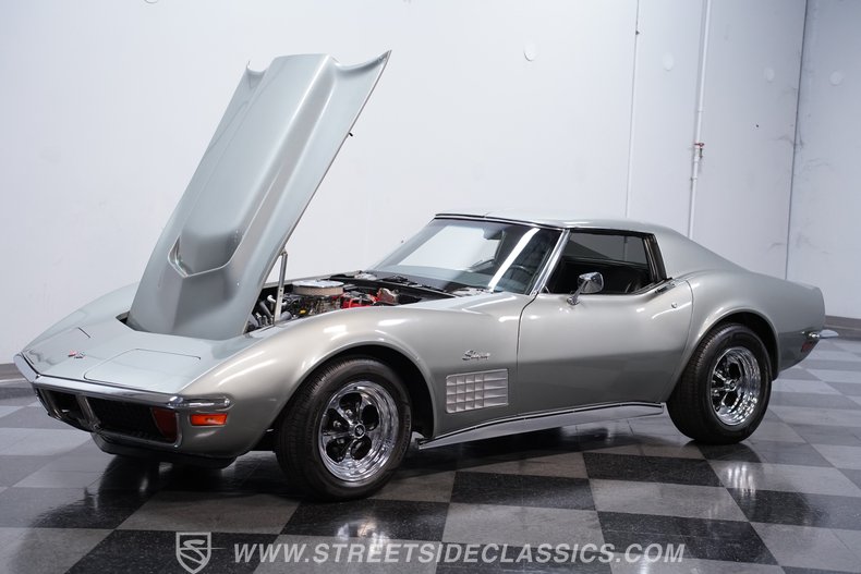 1972 Chevrolet Corvette 26