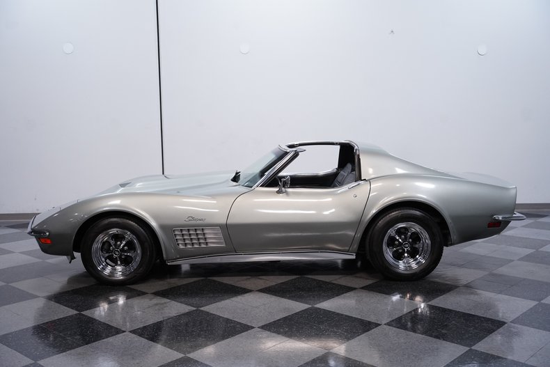 1972 Chevrolet Corvette 2