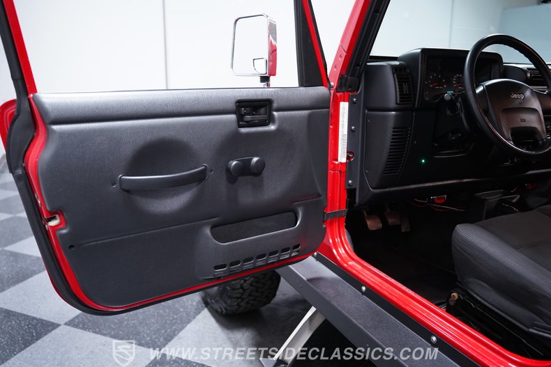 2006 Jeep Wrangler 28
