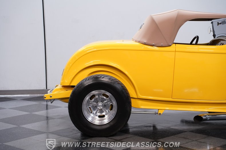 1932 Ford Highboy 23