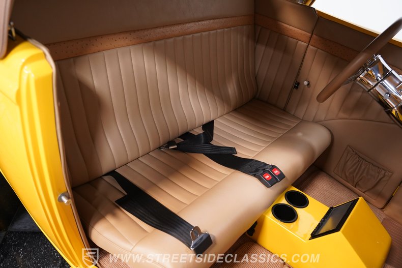 1932 Ford Highboy 35