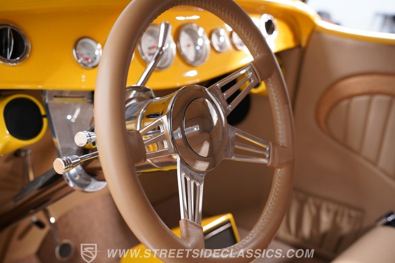 1932 Ford Highboy 30
