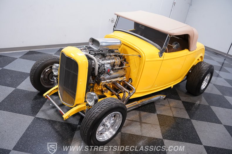 1932 Ford Highboy 25