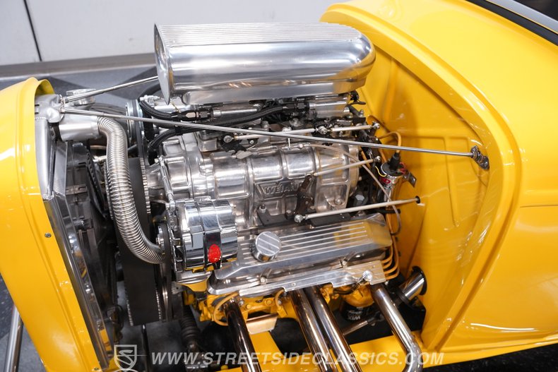 1932 Ford Highboy 26