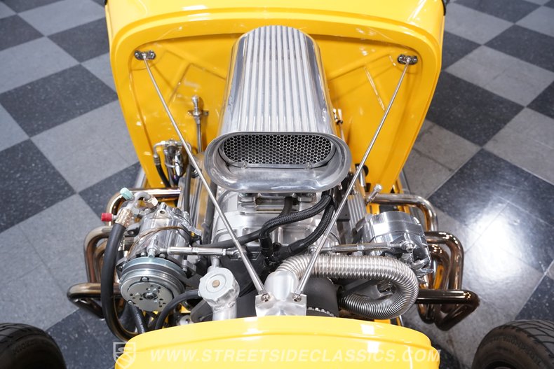 1932 Ford Highboy 3