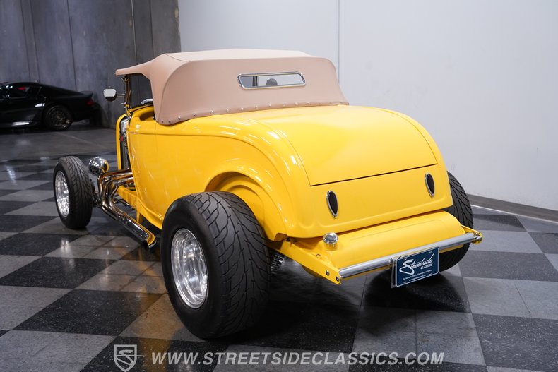1932 Ford Highboy 8