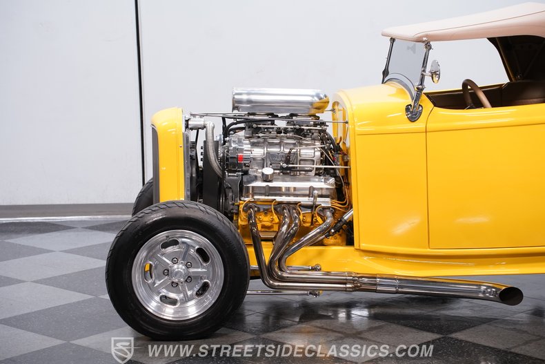 1932 Ford Highboy 19