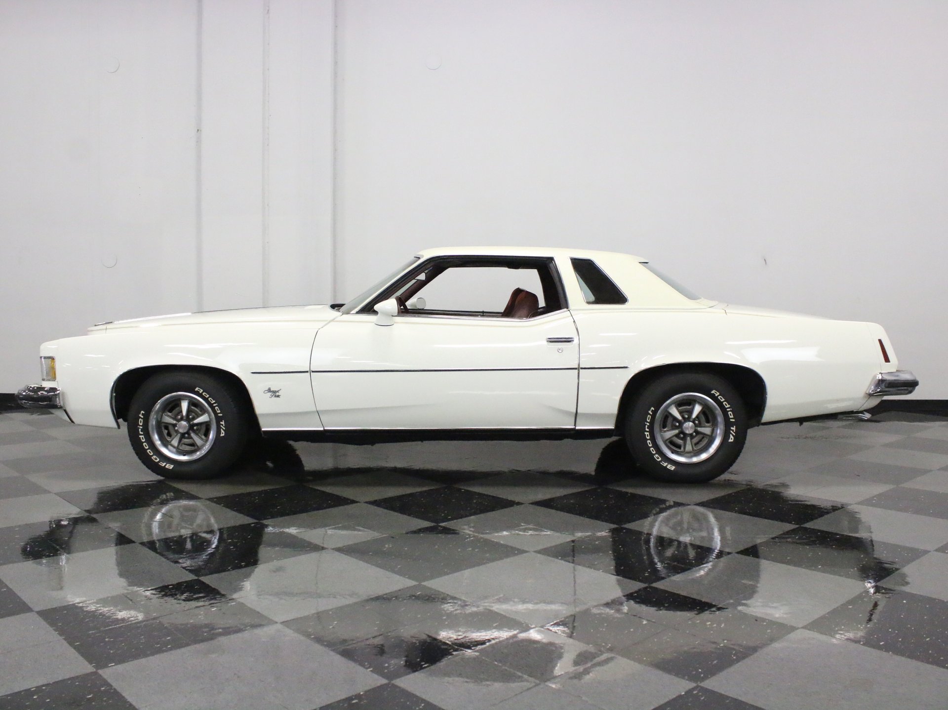 1973 pontiac grand prix model j