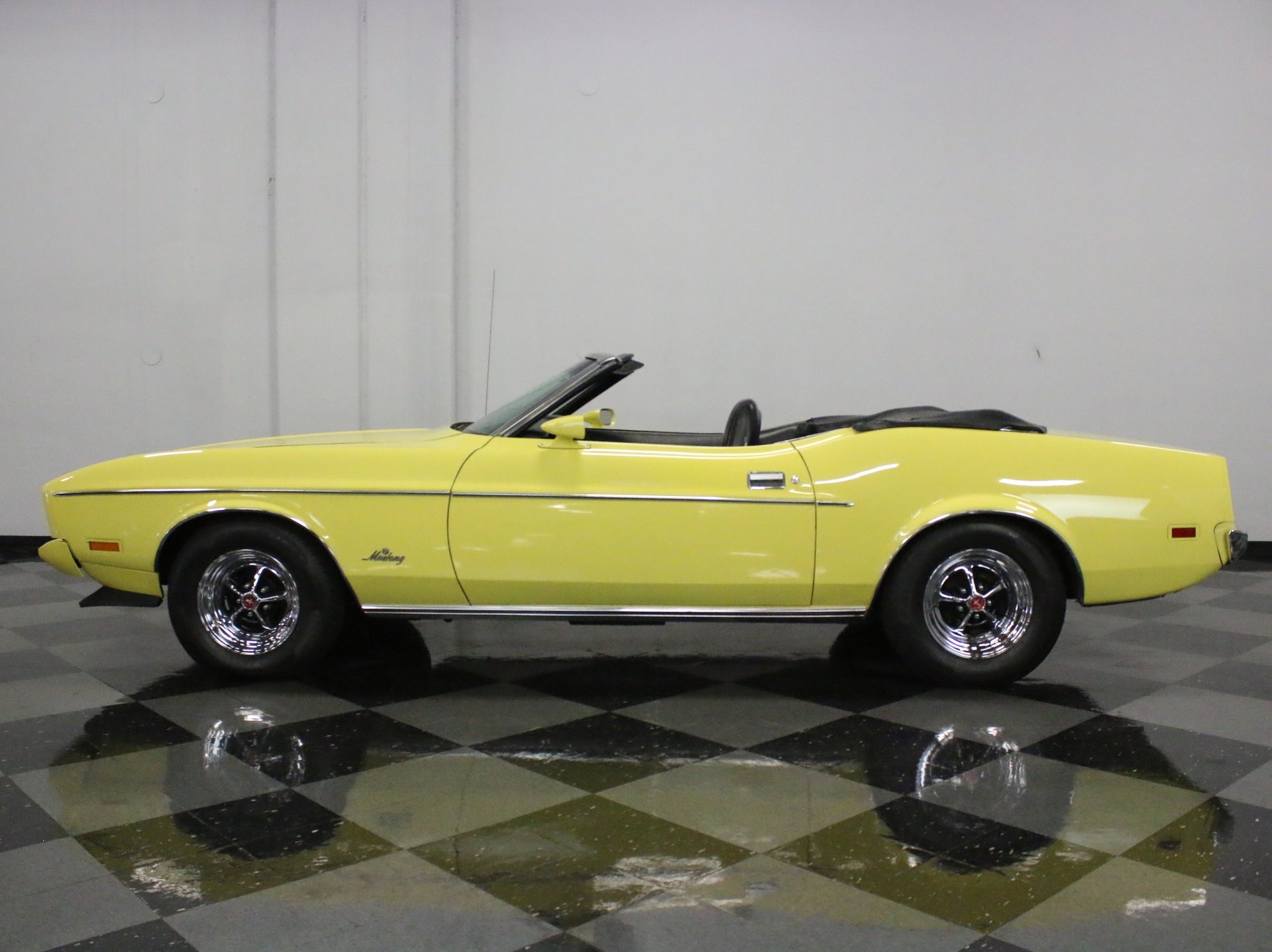 1973 ford mustang convertible