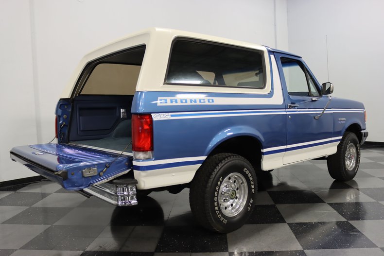 1989 Ford Bronco 42