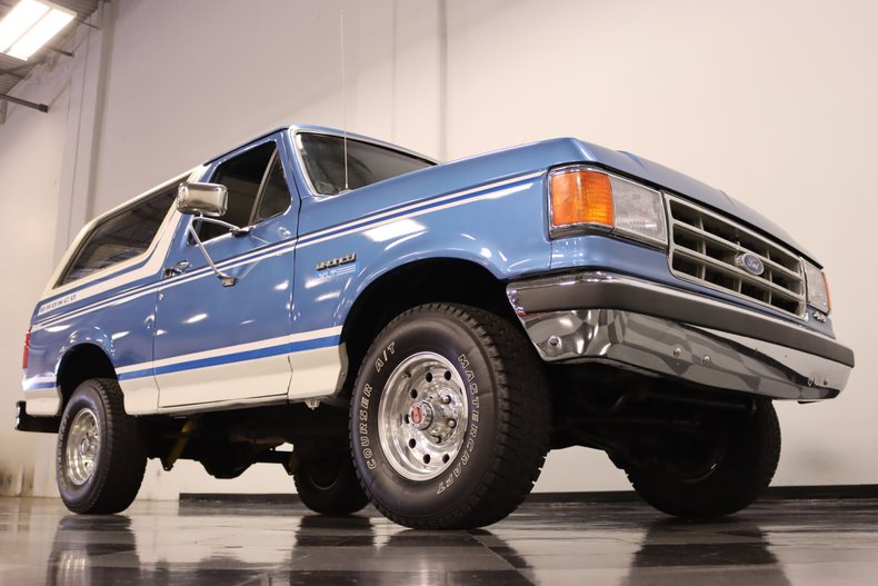 1989 Ford Bronco 38