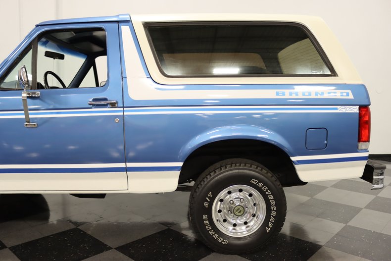 1989 Ford Bronco 28