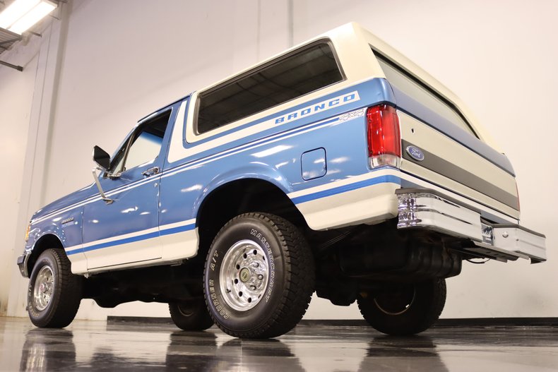 1989 Ford Bronco 29