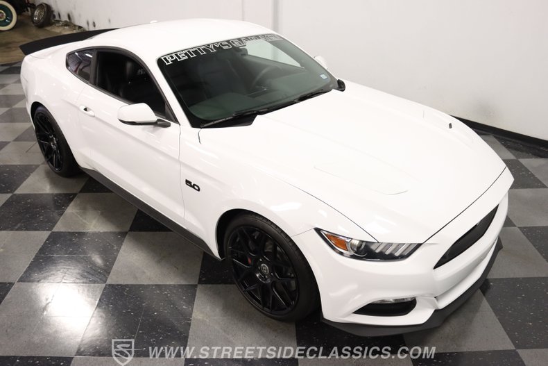 2015 Ford Mustang 85