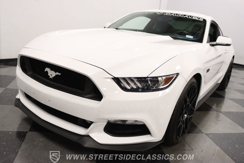 2015 Ford Mustang 90